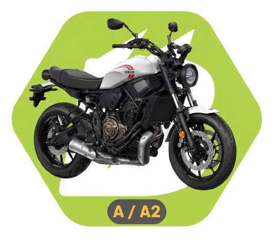Moto - YAMAHA XSR 700cc - Group M4 or similar - Manual