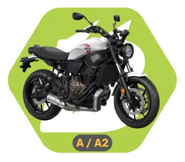 Moto - YAMAHA XSR 700cc - Group M4 or similar - Manual